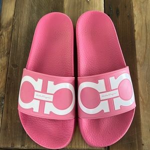 Ferragamo Slides